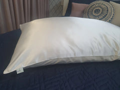 Neeki Pillowcase Set