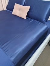 Neeki Wonder Sheet - Blue 'Blue Depths'