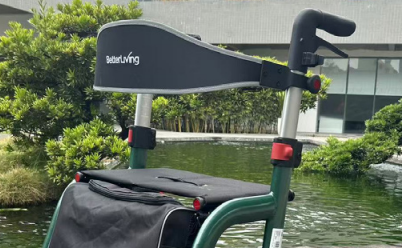 Effortless Mobility with the BetterLiving Ultralight Carbon Fibre Wheeled Walker