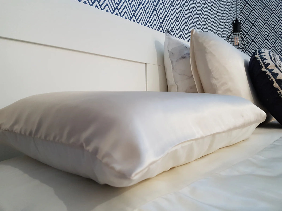 Neeki Pillowcase Set