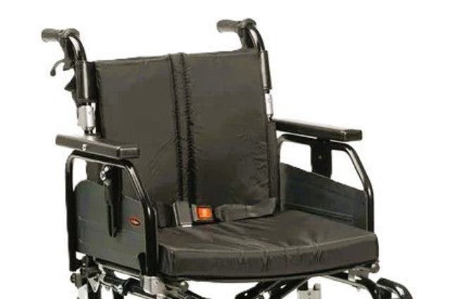 Drive DeVilbiss Super Deluxe Aluminium Wheelchair