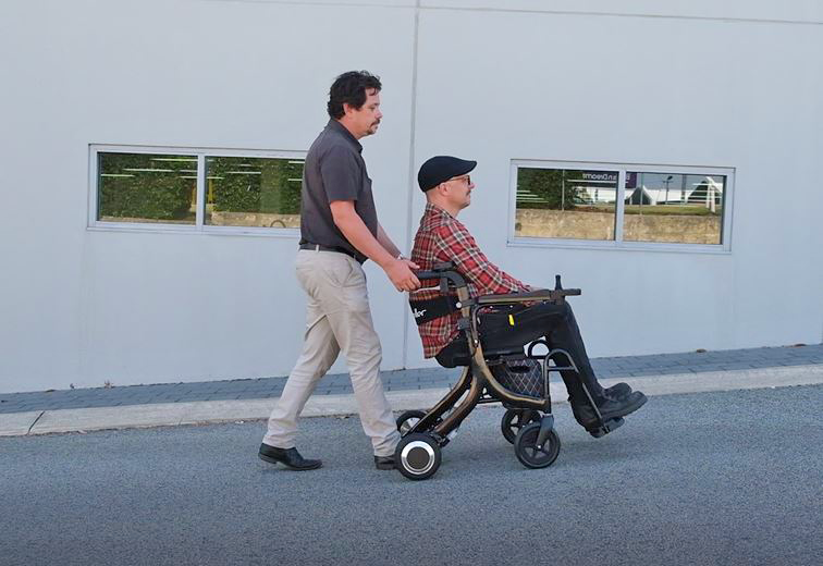 E-Traveller Evo - Hybrid Walker/Electric Wheelchair