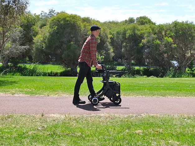 E-Traveller Evo - Hybrid Walker/Electric Wheelchair